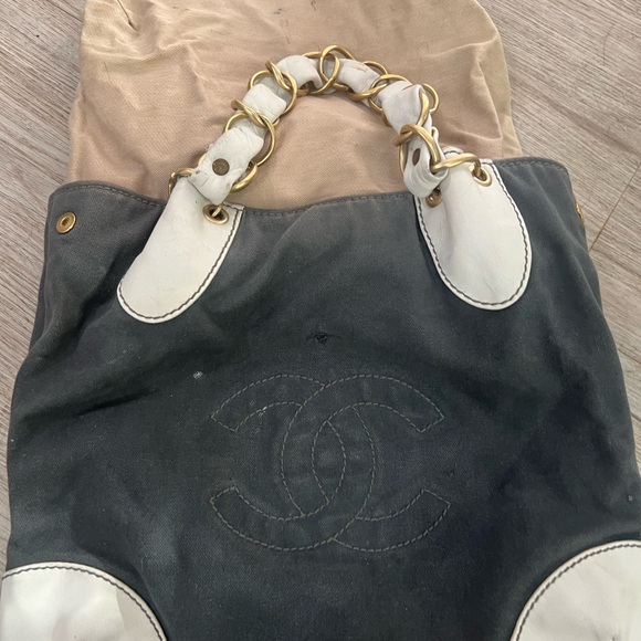 Chanel vintage purse - Picture 1 of 12